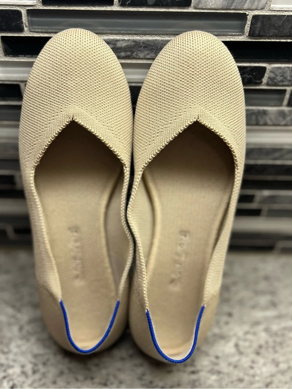 Rothys Beige Knit Ballet Flats with Blue Trim size 8